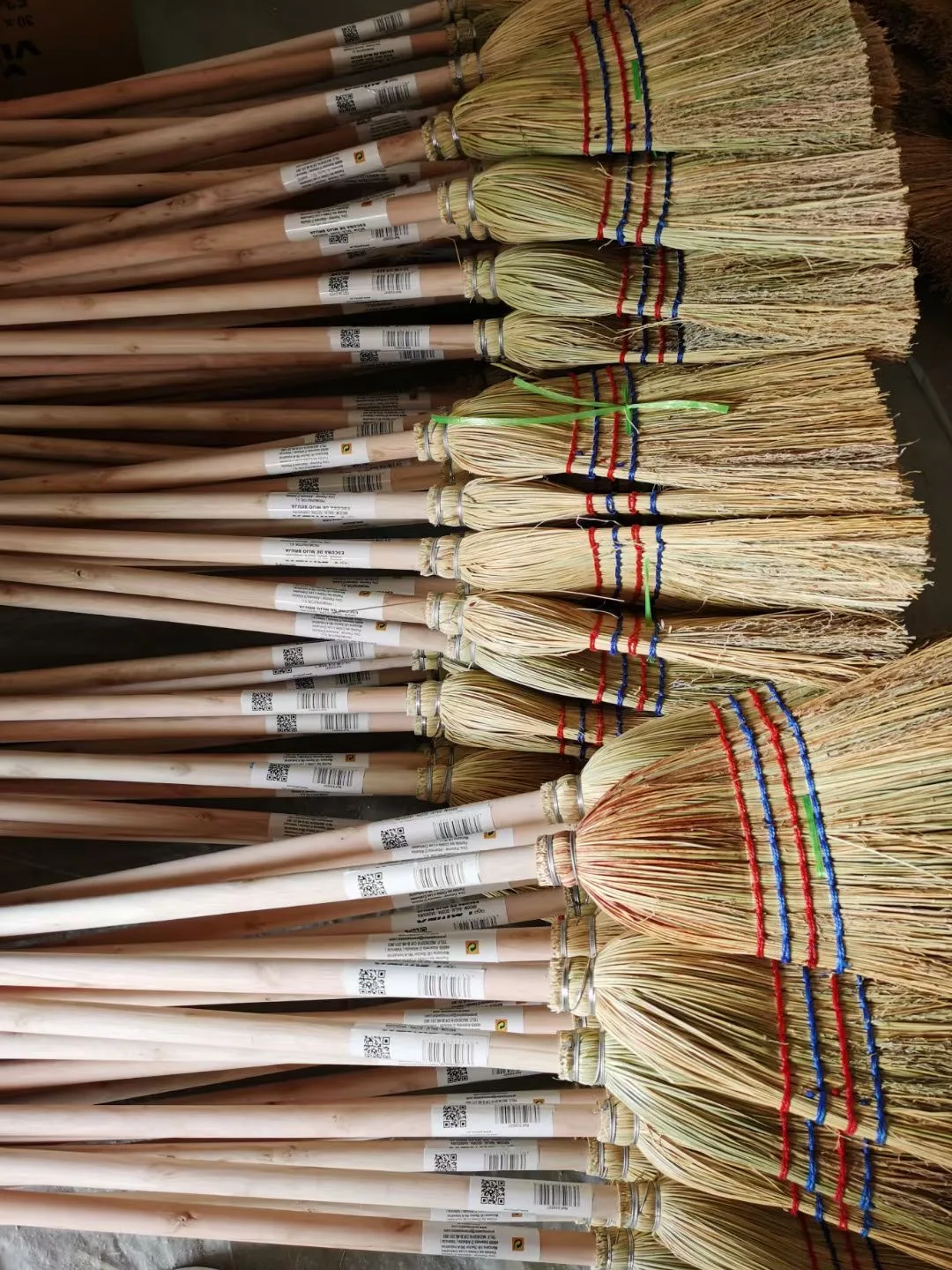 2022 top selling planting broom corn and synthetic corn broomstick