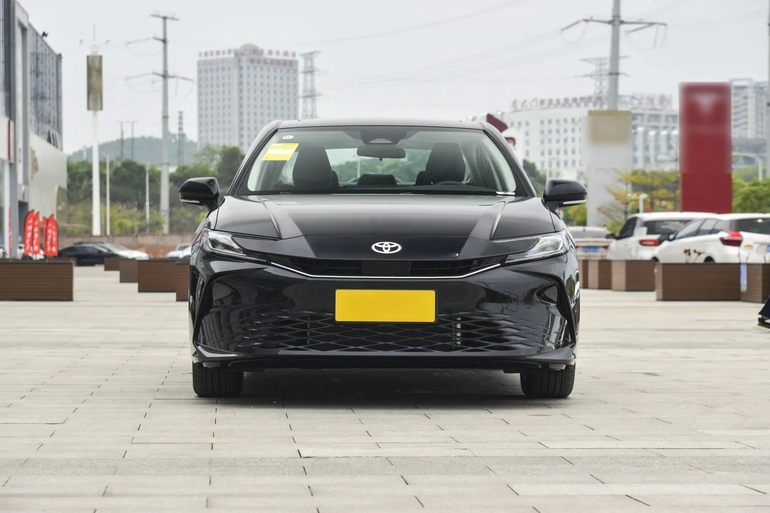 2024 Toyota Camry 2 0 л E-CVT двухмоторный Гибридный среднеразмерный бензиновый седан новые и подержанные автомобили для продажи