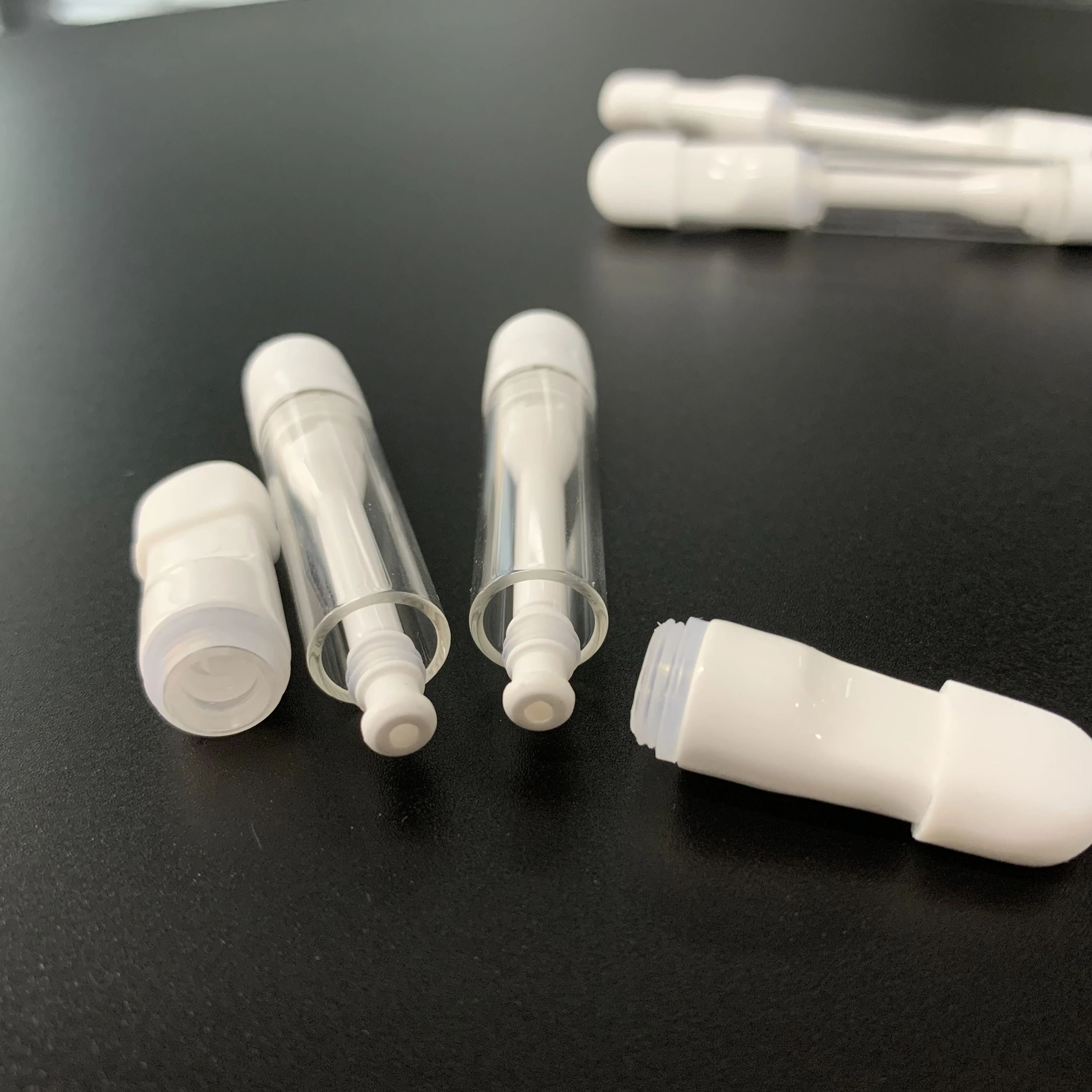 OEM disosable Vape картридж 0,5 1,0 г емкость пресс-в бак свинцово-доказательство тележки