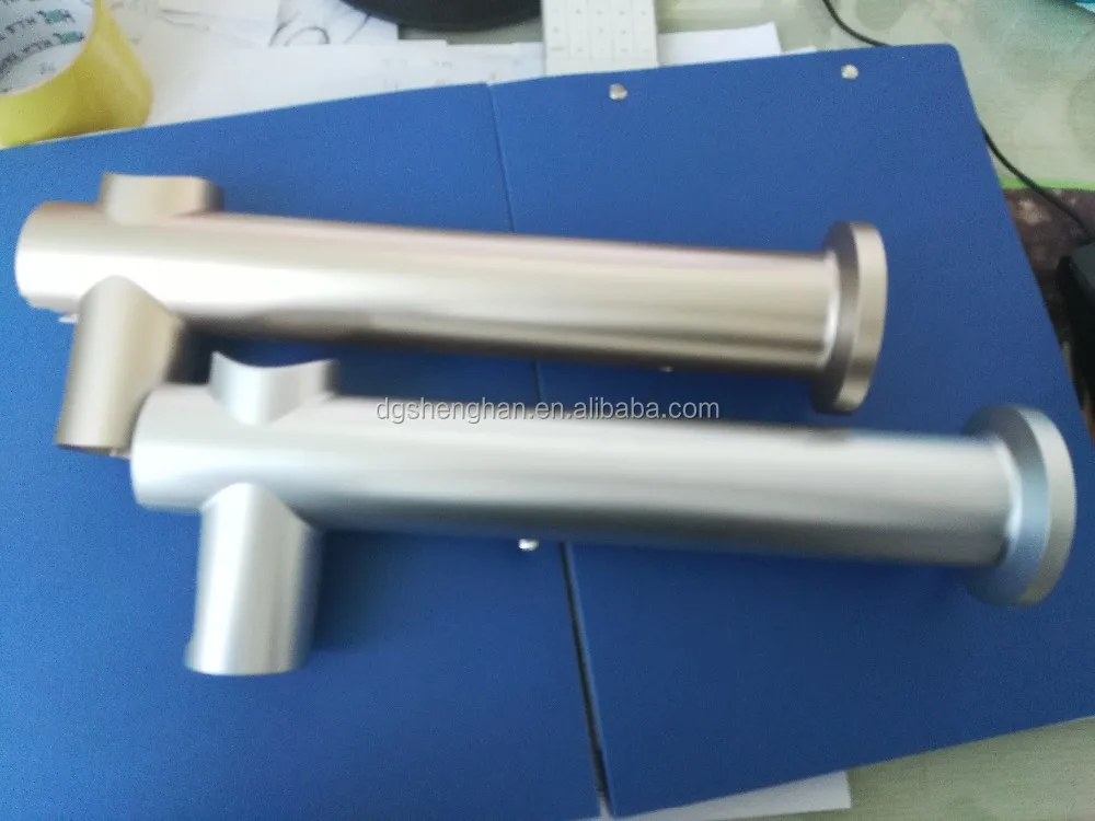 Plastic connector Tube with overmoled metal thread