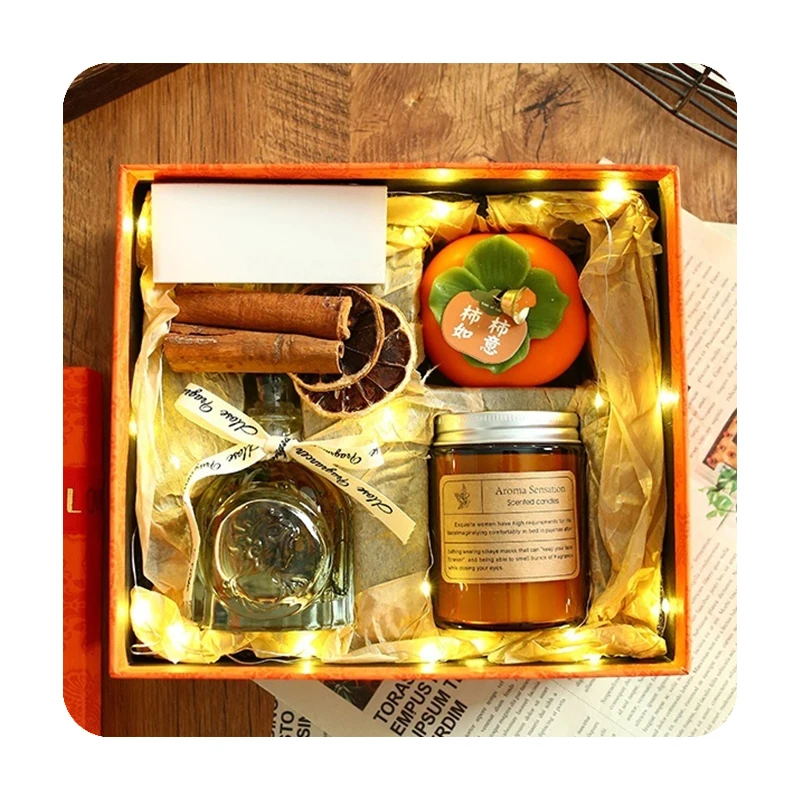 Large Amber Glass Jar Scented Soy Candle with Essential Oil Beeswax Pillar for Spa Use in Animal Shape for Holiday and Easter