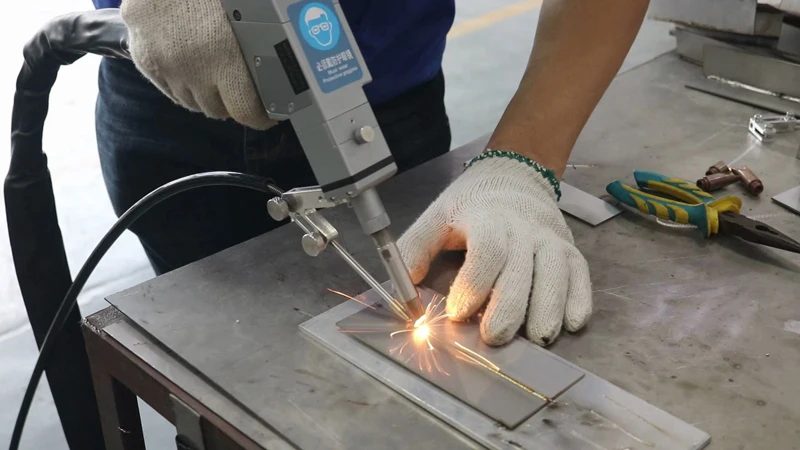 HanMa factory directly sale fiber laser welding machine high welding speed welder laser machine efficiency for metal welding