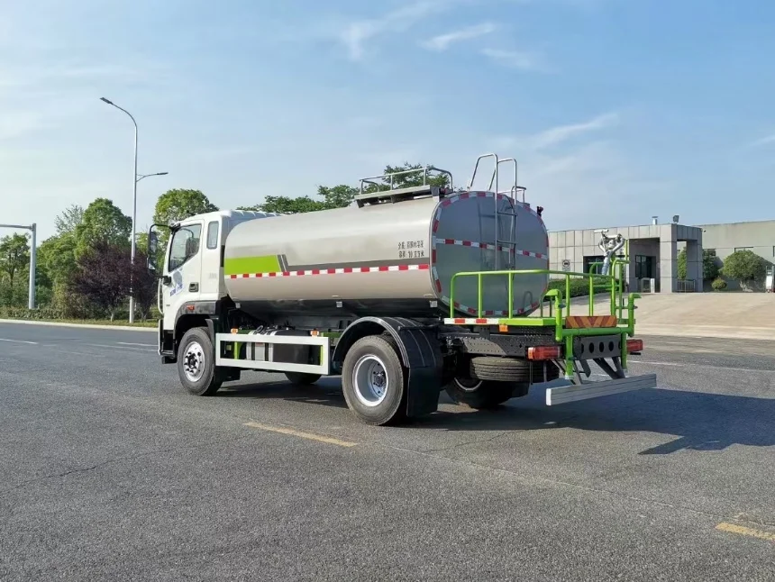 The Best-selling 10-cubic Foton 4*2 Single-bridge Sprinkler Truck in 2024