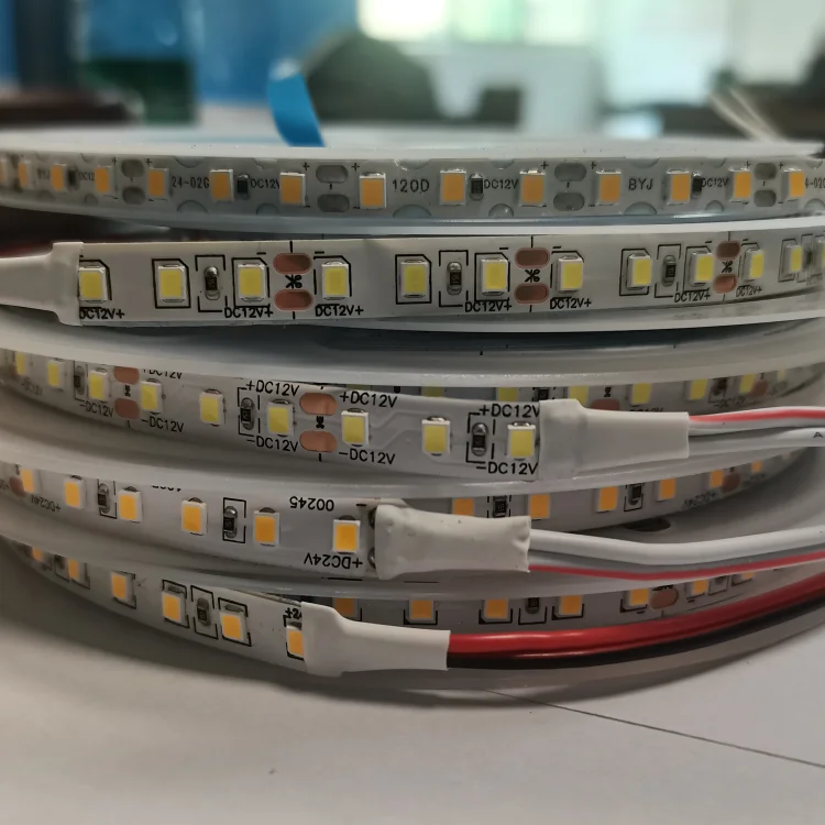 Factory direct sales 2835 LED light strip 12V 60 light  3000K