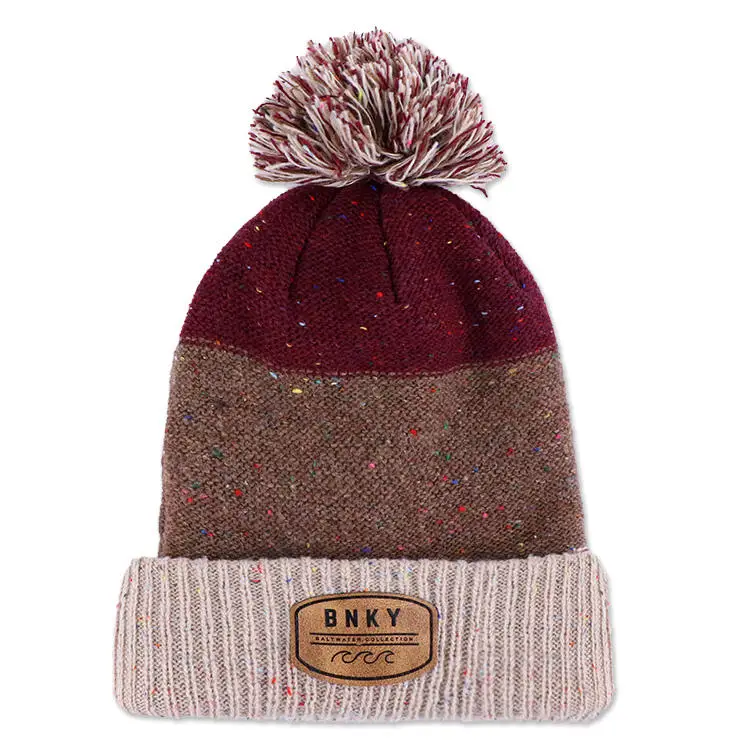 Qianzun manufacturer custom winter chunky speckle yarn block cuff pom pom beanie with leather patch