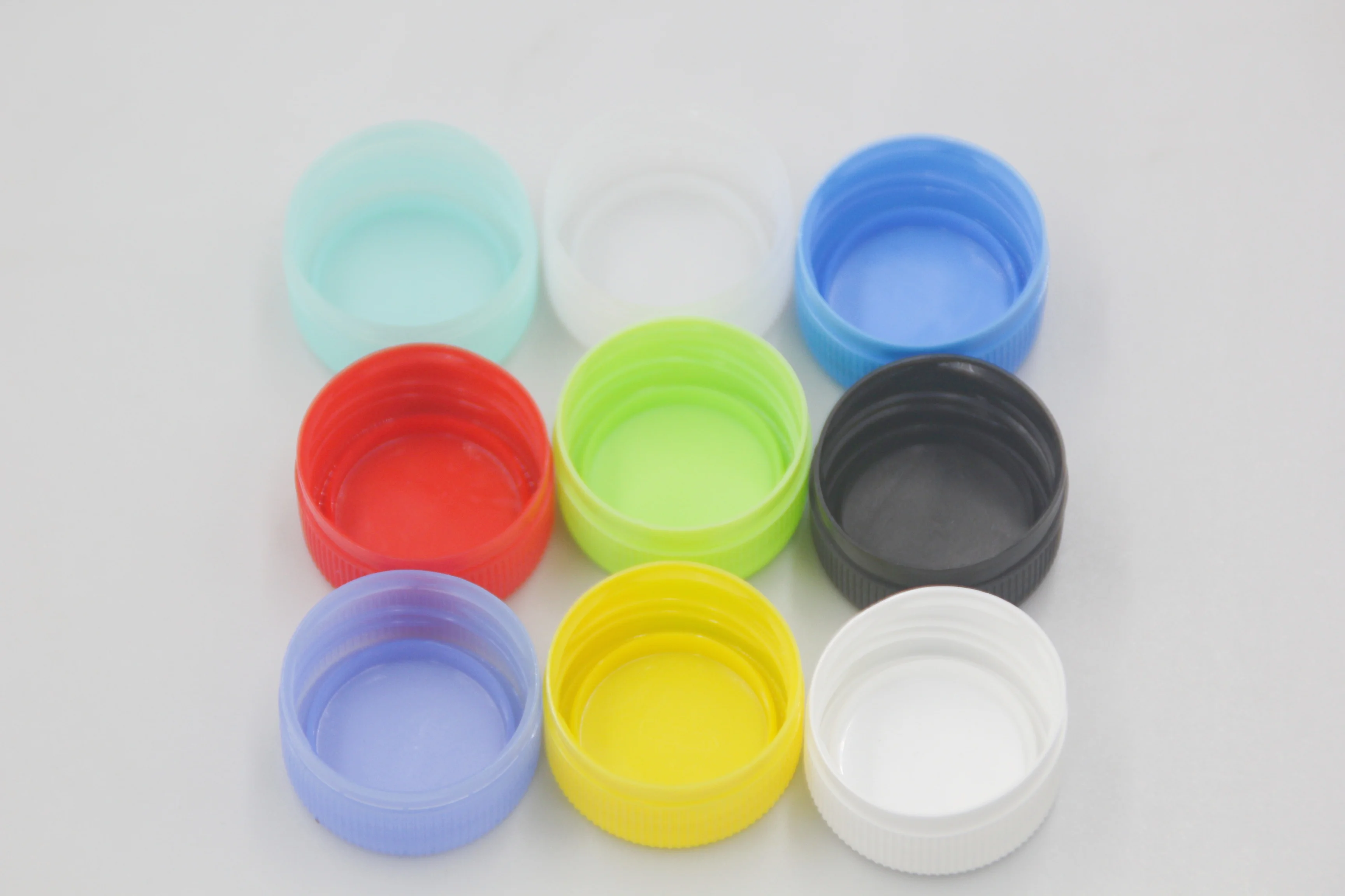 Wholesale 30/25 30MM Water cap Custom Coloured Plastic Water Bottle Screw Caps