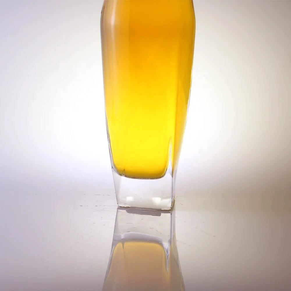 Customized Mold 700ml Round Top And Square Shape Bottom Glass Vodka Bottle 70cl Custom Design Glass Bottle