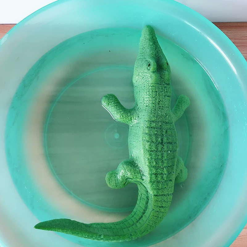 Growing Sea Animals Crocodile Toys Expandable Water Toys For Children (Material:EVA)