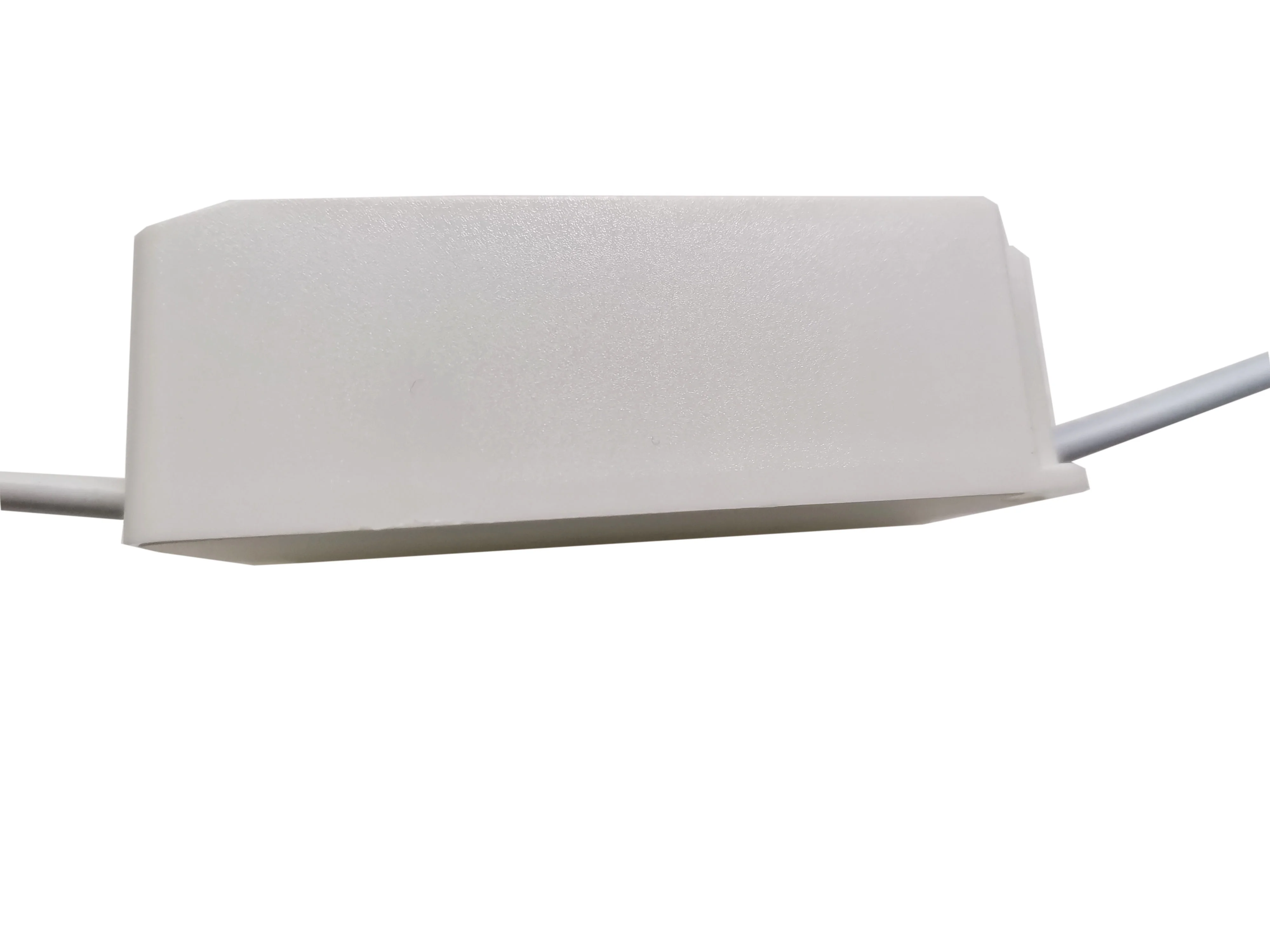 TUV CE CB SAA  4-7W AC220-240V DC12-24V 240mA 1KV Patent ultrasonic led driver SST-07W240-PWCI-Z1  NEW ERP standard free flicker
