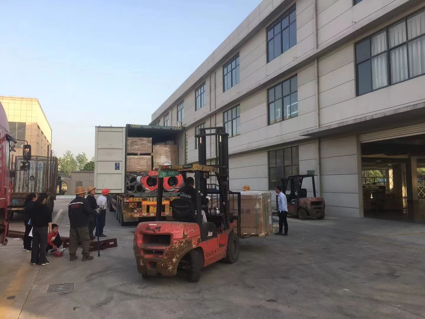 Оптовая продажа с завода, уличная декоративная литая алюминиевая стойка для праздничной лампы 2 м, 3 м, 4 м