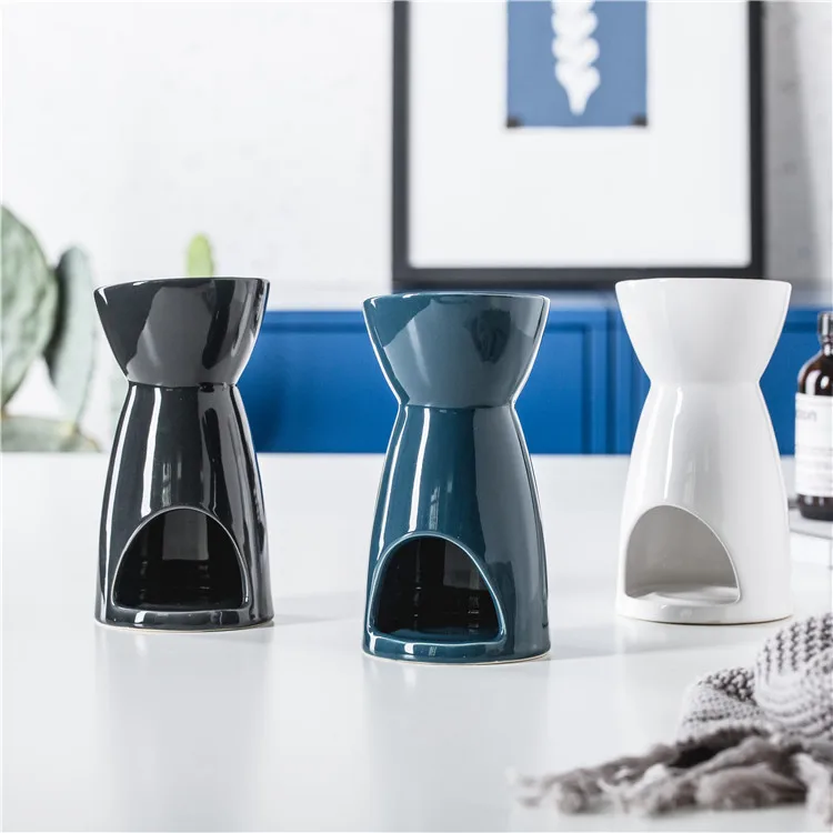 Personalized white plain custom logo hotel ornamental home decor ceramic aroma oil burner for decoration