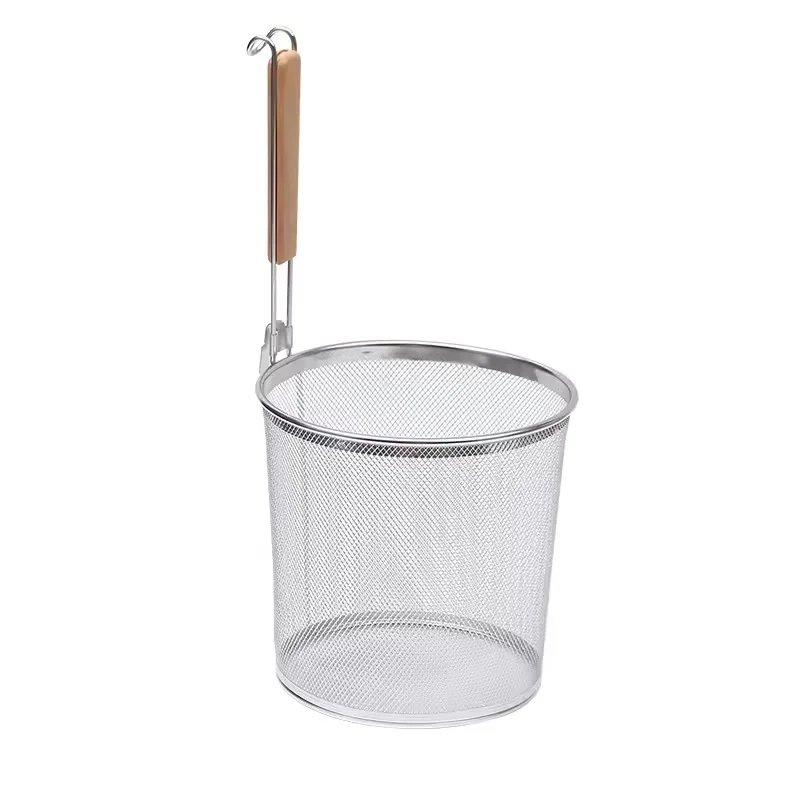 Stainless Steel Strainer Pasta Basket with Wooden Handle Noodle Strainer Fry Colanders