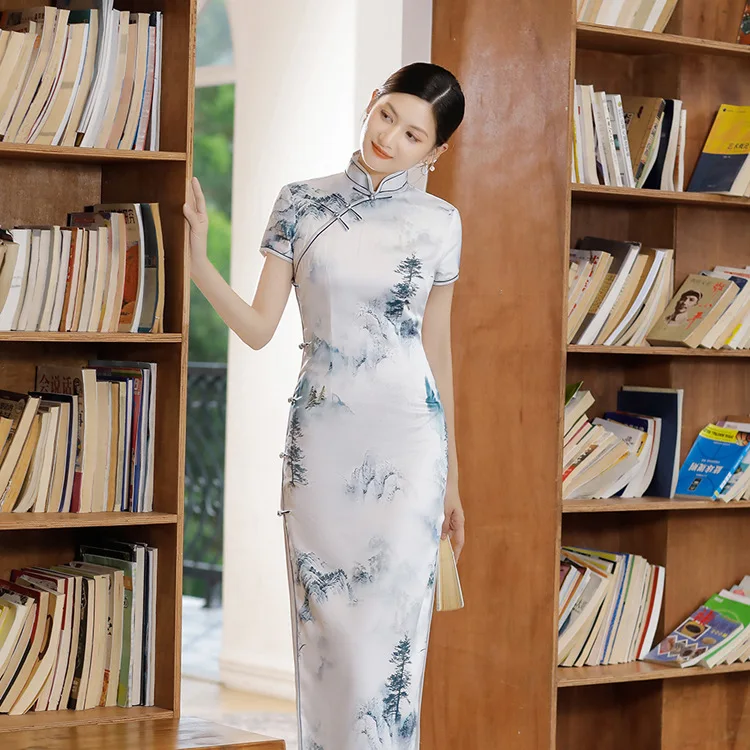 Оптовая продажа 2023 лето и осень новинка длинное атласное платье Qipao в стиле ретро банкетный двухслойный костюм для похудения