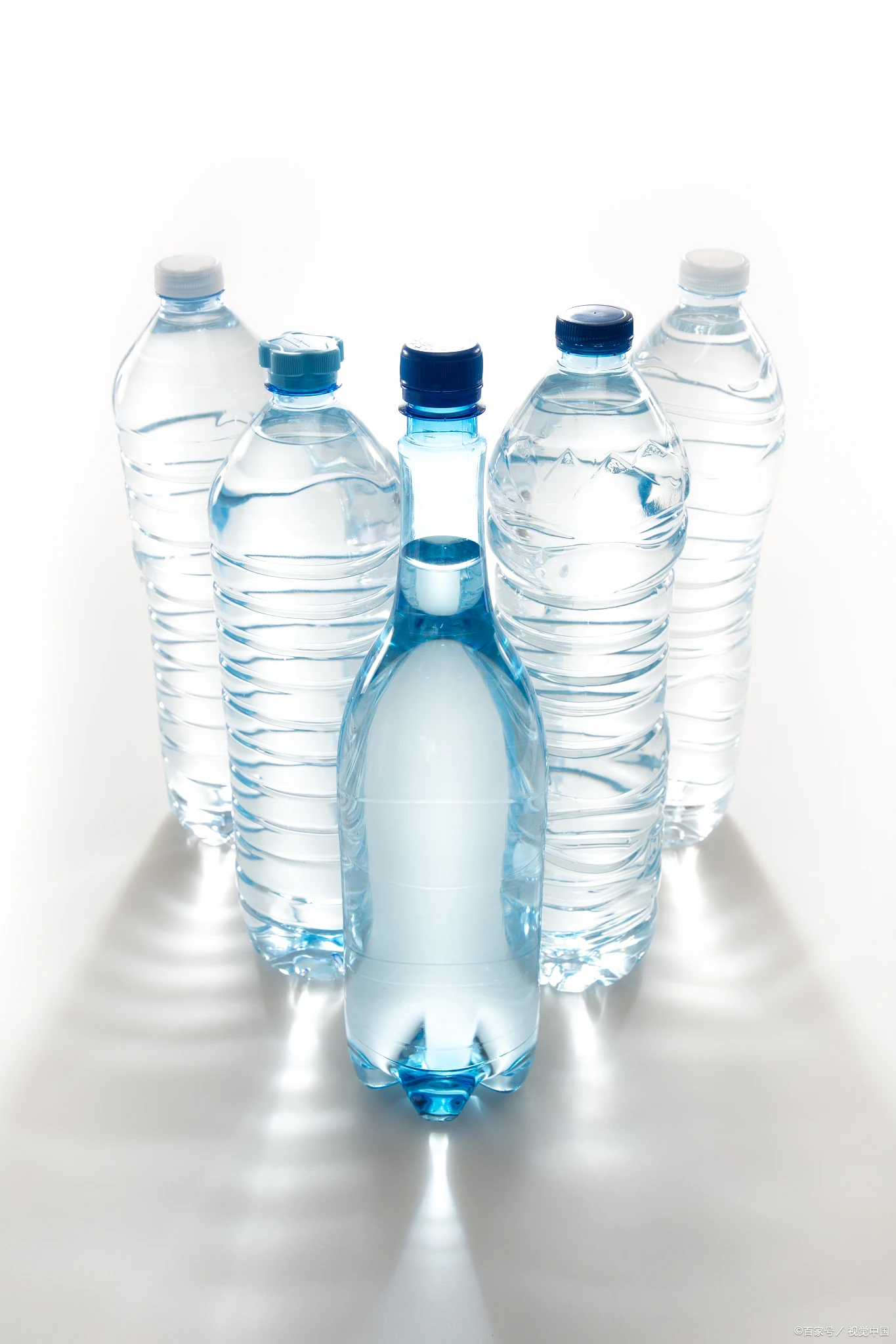 Китайская пресс-форма для пластиковых бутылок с 28 горлышками