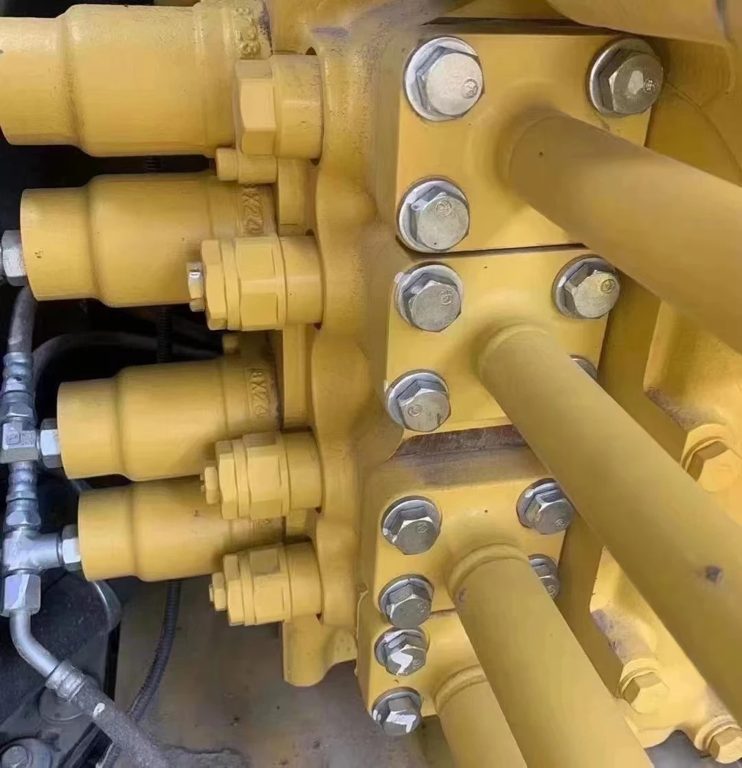 Original Japan made heavy equipment for mining Komatsu large hydraulic excavator PC800 PC850