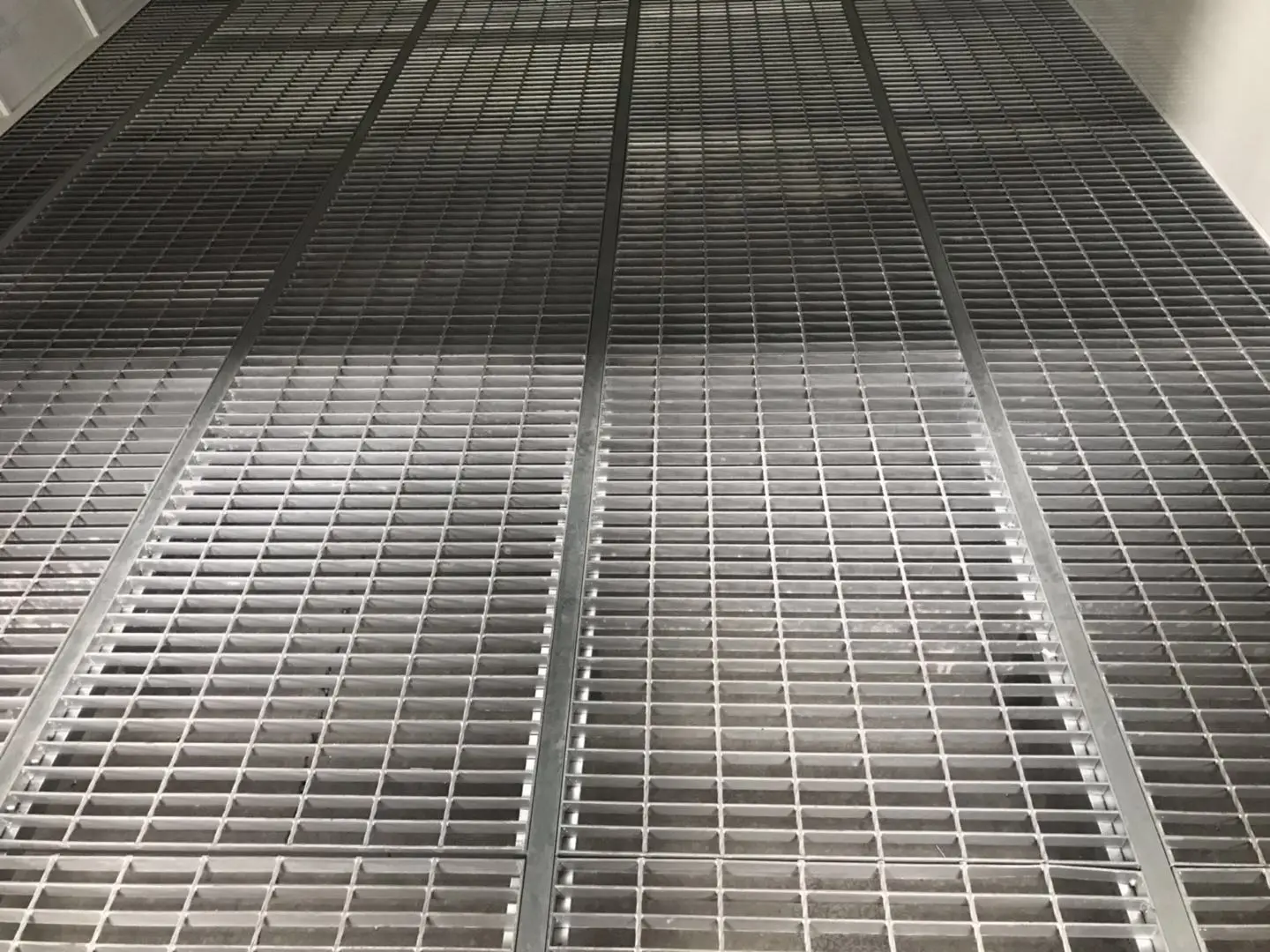 Spray Booth China Car Paint Booth Manufacturer CE Auto Spray Booth for Sale