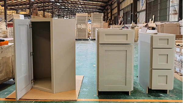 Wood Kitchen Cabinet Cupboards Kitchen Cabinets Furniture New Arrival Canada Made in China Grey and White Base Cabinets Modern