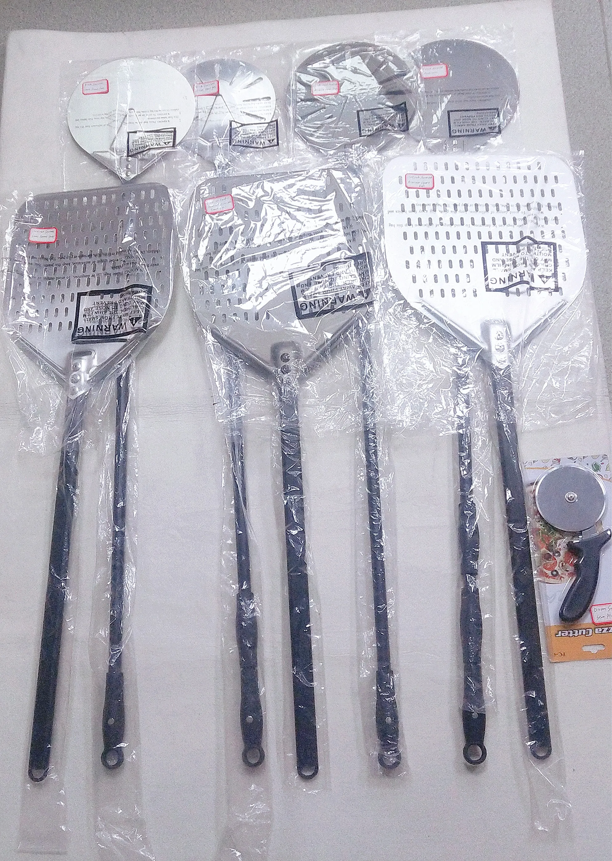 2024 Hot Sale Detachable Pizza Peel Perforated Aluminum Hard-Anodized Pizza Shovel, Used For Kitchen Accessories