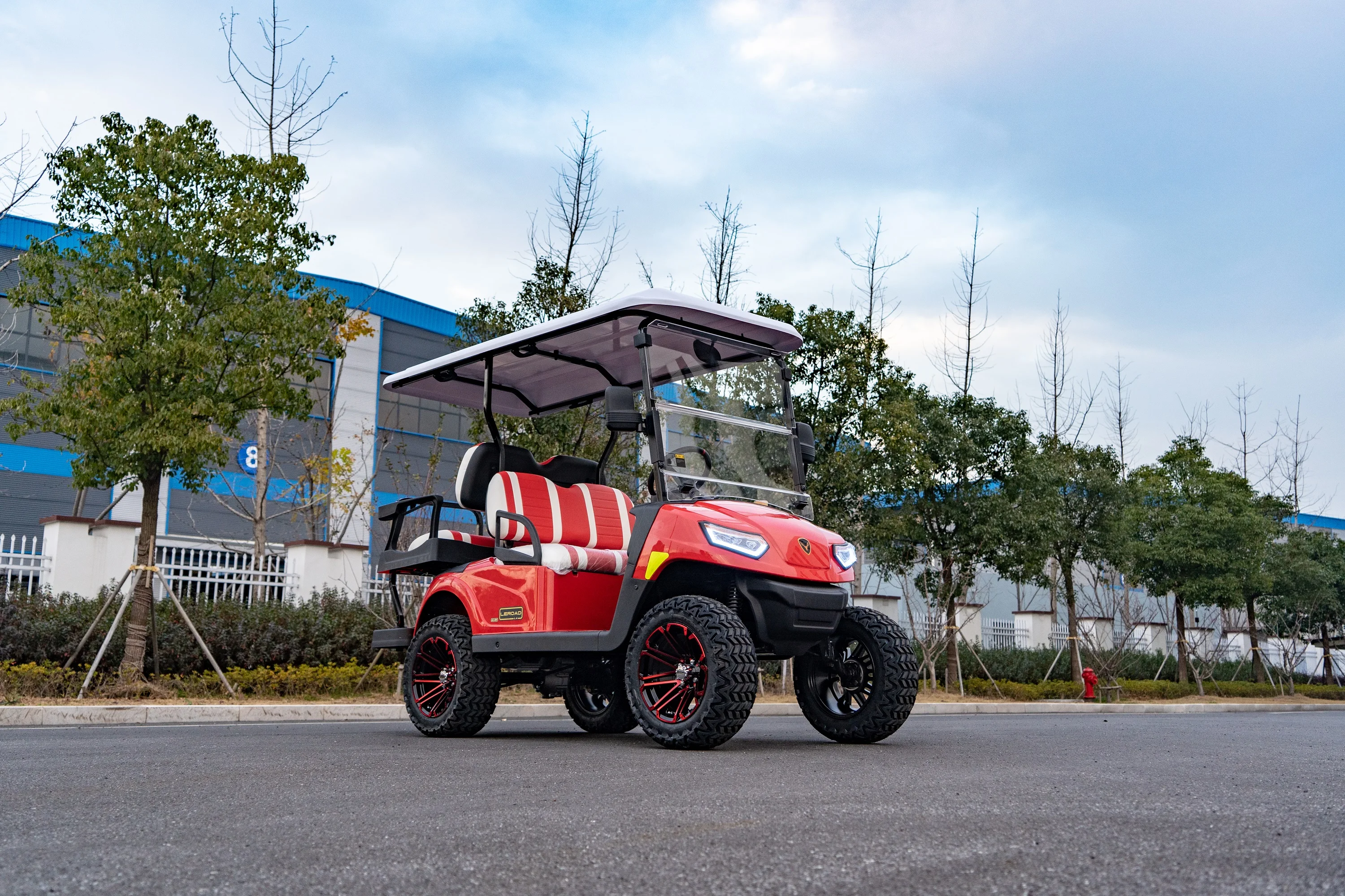 LEROAD NEW DELUXE L2+2 Red Body Golf Cart Windshield Customized Smart 4 Seats Electric Golf Cart