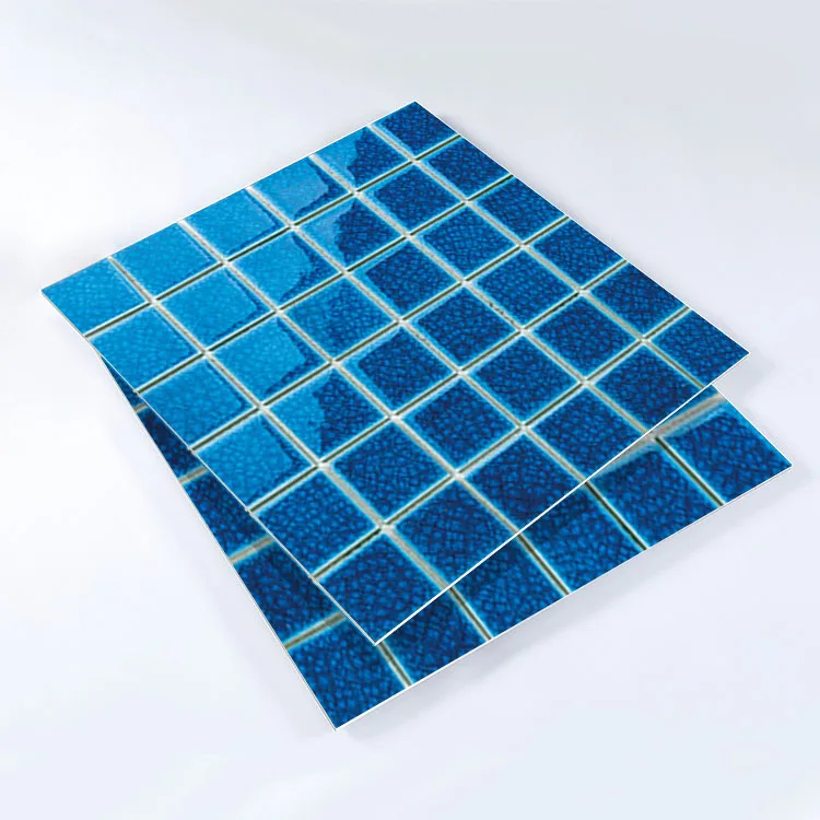  Китай дешевая белая черная блестящая Хрустальная глянцевая стеклянная плитка для бассейна 5x5 23x23 мм мозаики с узорами