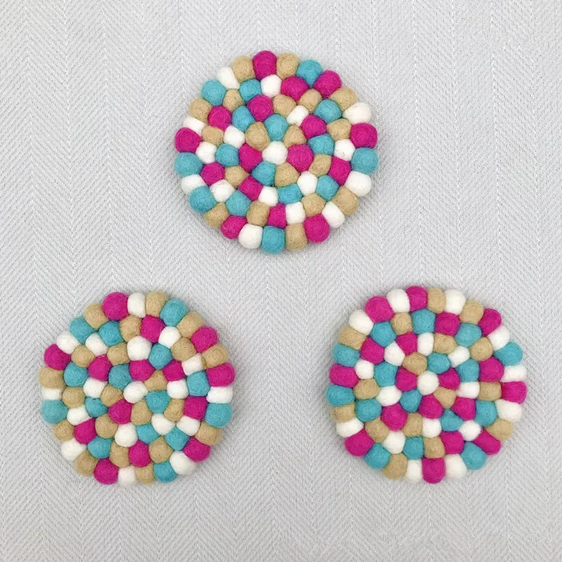 New Style Fashion Absorbent Rainbow Felt Cup Coaster Wool Ball Coffee Cup Mat for Tableware