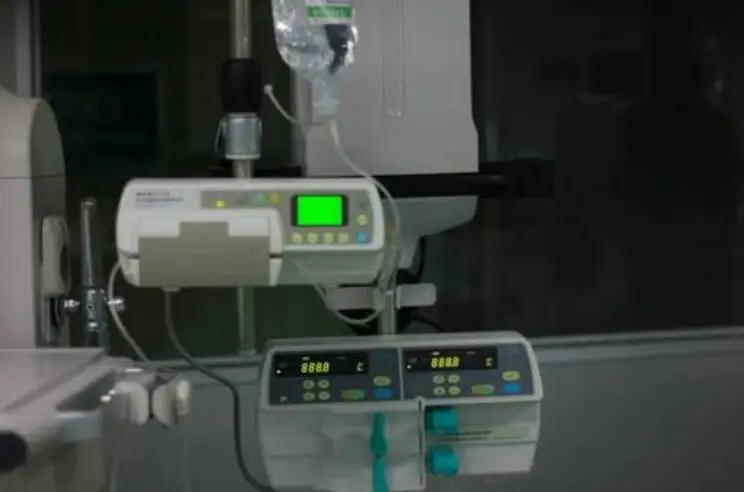 Медицинская помощь дешевая цена больничного медицинского шприца