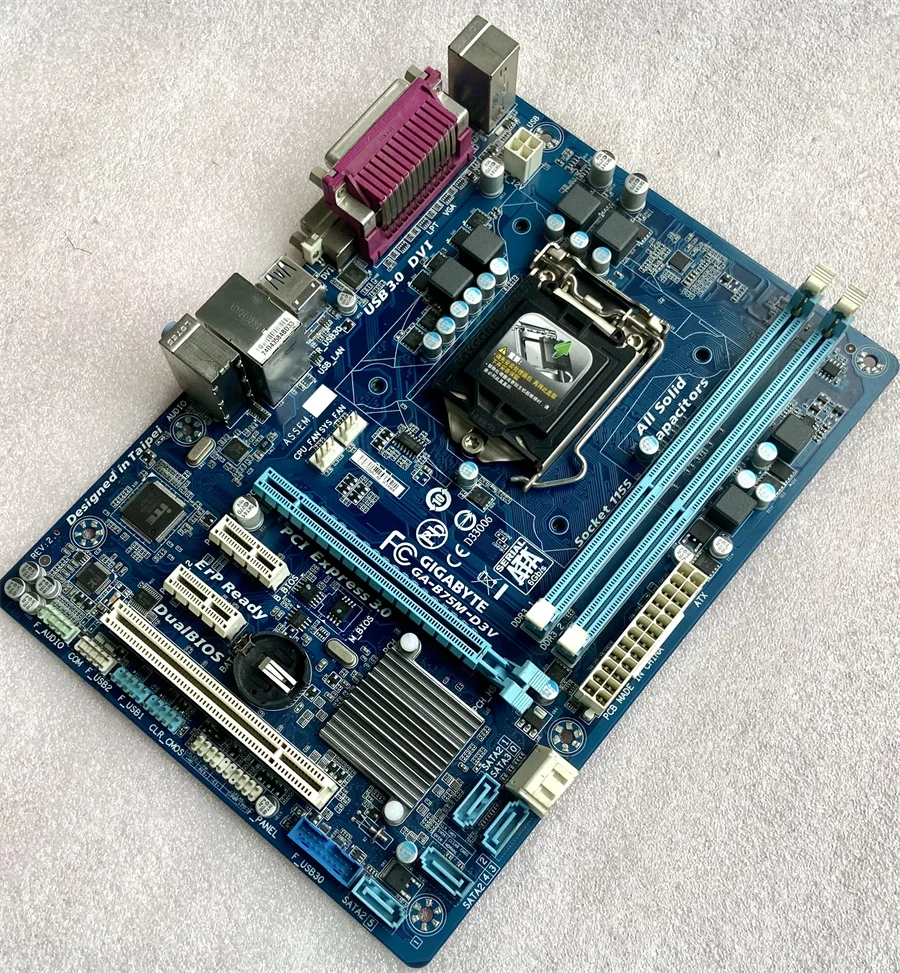 Подходит для Gigabyte/Gigabyte B75M-D3V Gigabyte B75 материнская плата все-твердотельного GA-B75M-D3V