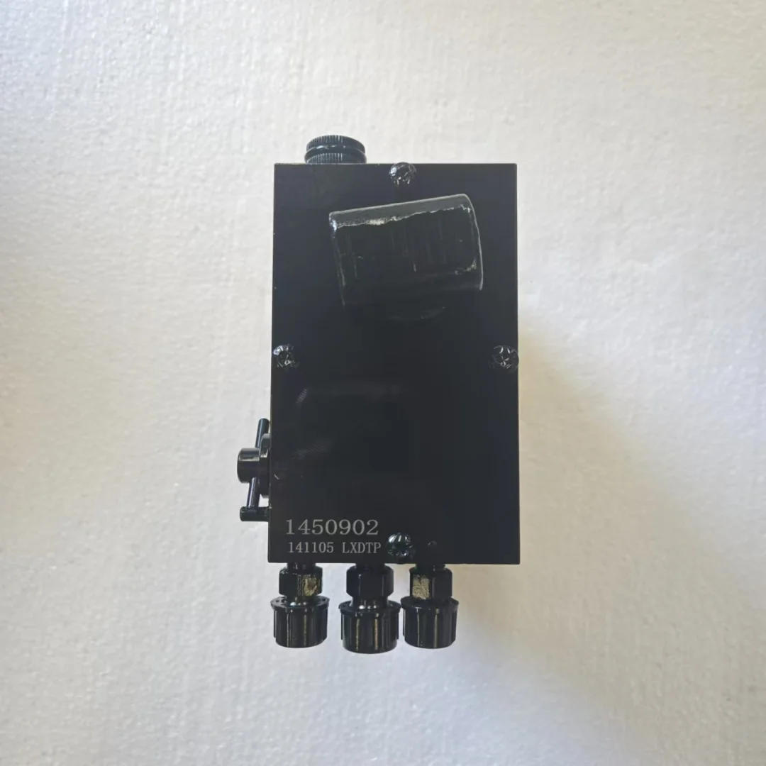 Heavy Duty European Truck Parts Tilting Hand Oil Hydraulic Cabin Tilt Pump 5010316438 For DAF And Renault