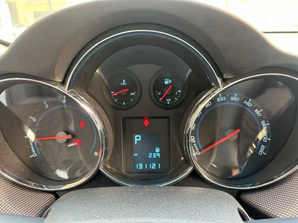 Wholesale 2014 Chevrolet monza 1.6L used car cheap vehicles taxi driving school online car-hailing for sale