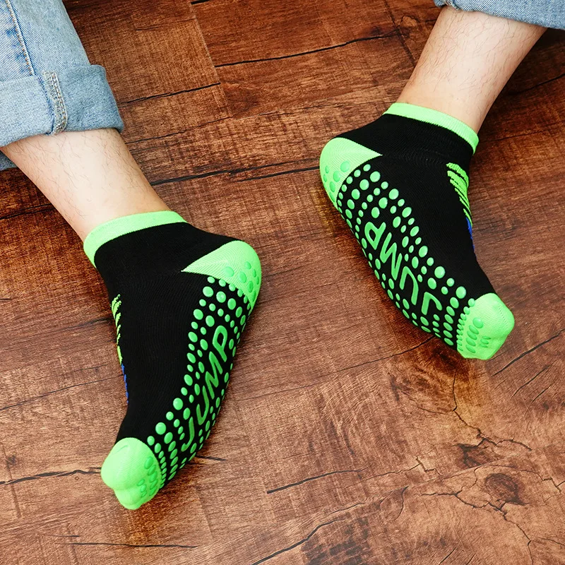 Custom Trampoline Socks All Size Anti-slip Trampoline Park Colorful Socks Child Adult Anti-slip Customized  Trampoline Socks