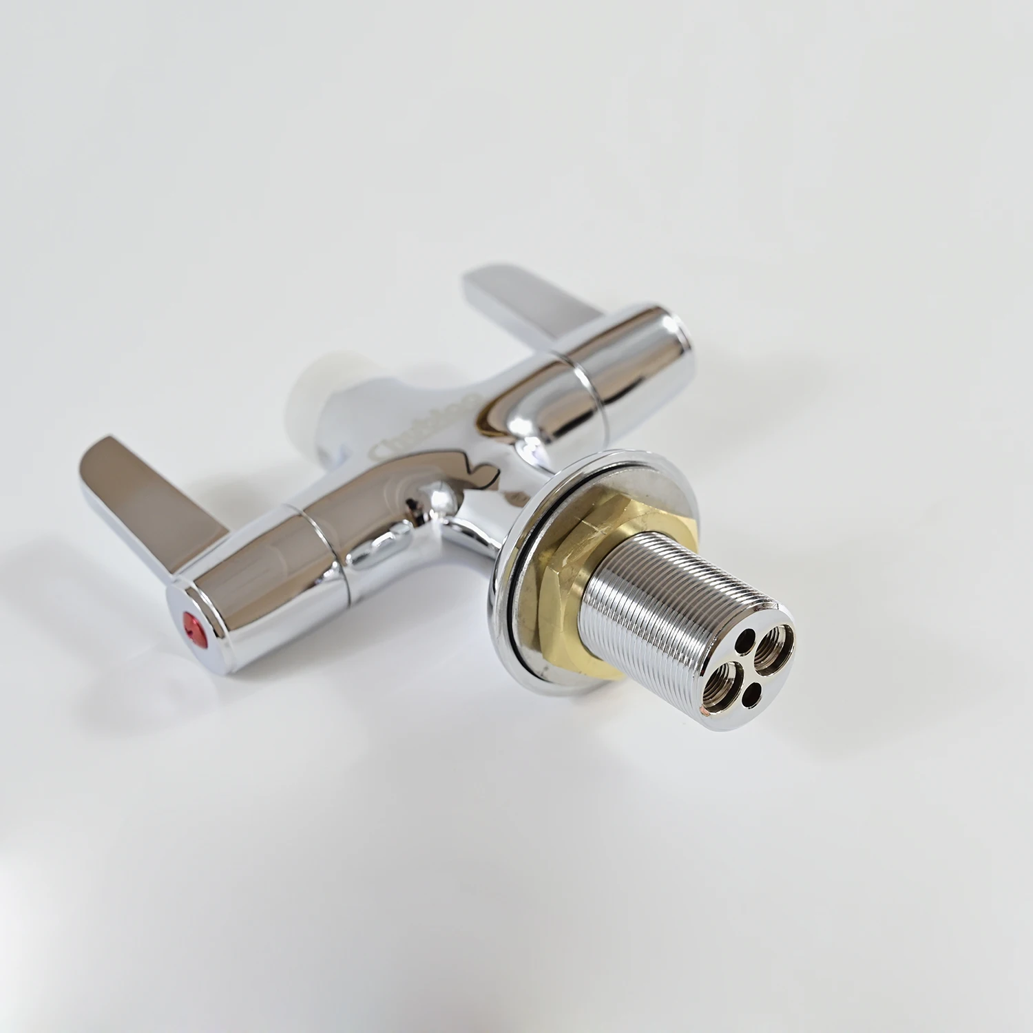  2021 Модный классический смеситель для экономии воды с двумя отверстиями кухонный кран аэратор латунный распылитель фильтр EQ смесители предварительной промывки