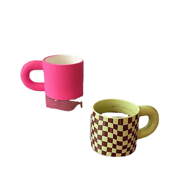 Ceramic mug girls cute chubby mug checkerboard grid chubby single cup enamel red single ceramic mug cup