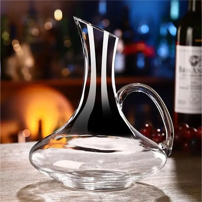 Free Sample 1500ml High Quality Thick Transparent Handmade Drinkware Liquor Glass Red Wine Decanter With Handle