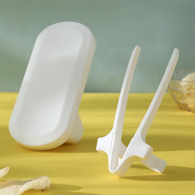 Lazy Chopsticks Helper Finger Wear Chopsticks 11cm Play Game Snack-Pick Finger Chopsticks for Games With Box
