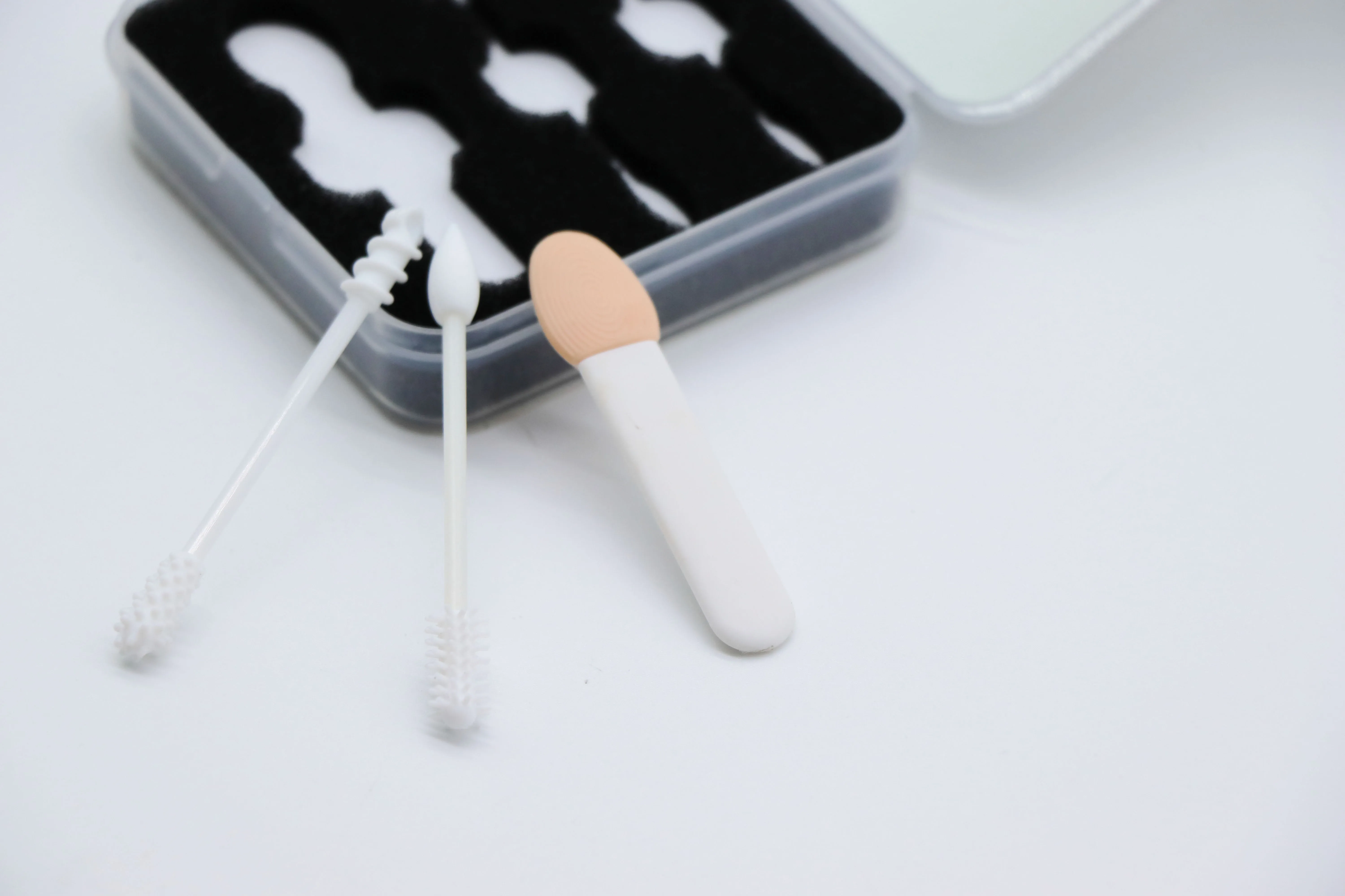 Wholesale High Quality Color Cotton Swab Storage Box Cotton Swabs Silicone