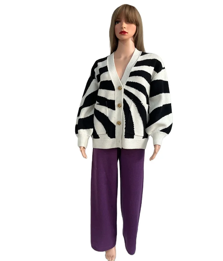 Autumn Winter new arrival high quality 100%wool thicker knitted Animal pattern ladies long knit sweater Cardigan