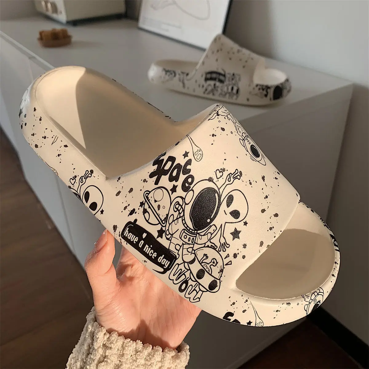 XIXITIAO Alien pattern cartoon fashion men eva slippers unisex home outdoor summer lady slide sandals slides slippers for women