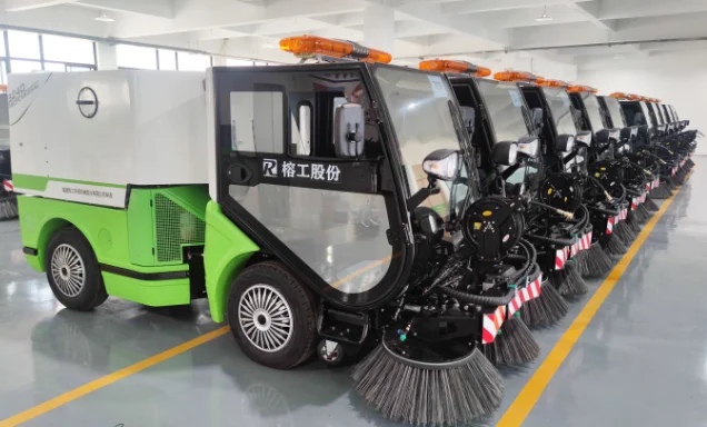 customization ride on sweeper road sweeper automatic sprinklers clay thrower on sale