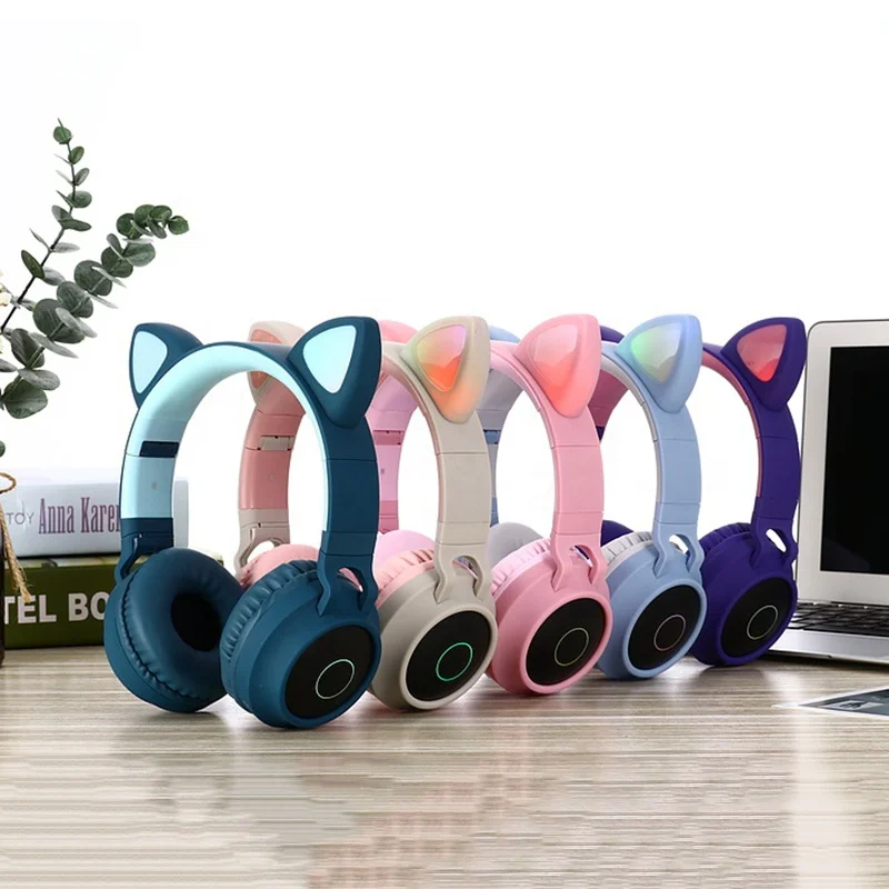 High Quality Girls Led Foldable Cat Ear Headphones BT028 P47 Light Up Cute Cat Ear Gaming Headset Over Ear Headphones