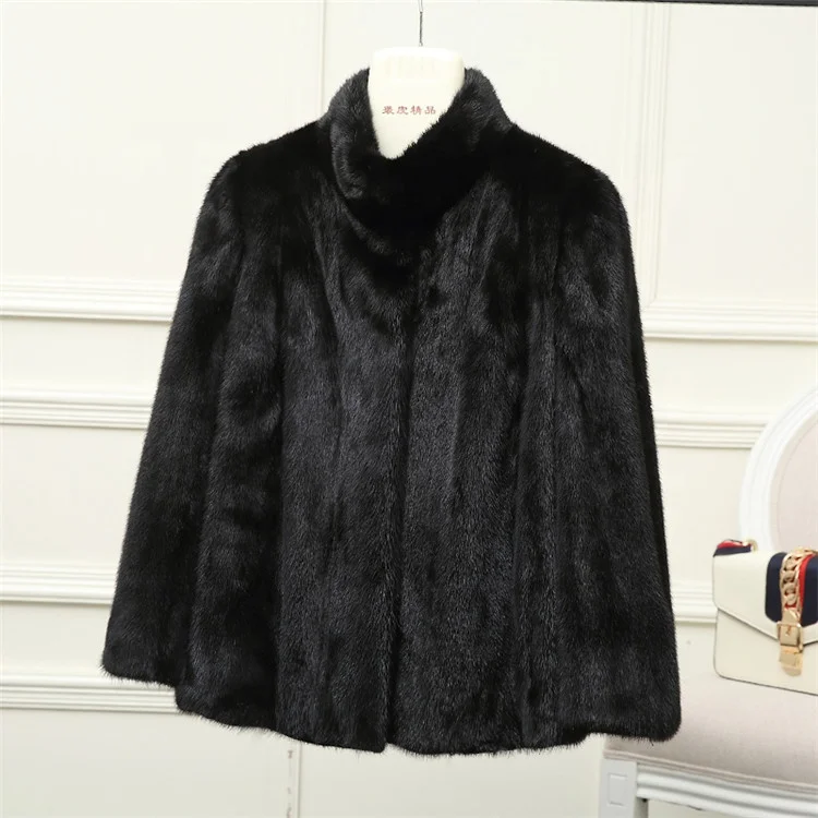 
The New Winter 2021 Danish Mink Fur 100% Black Mink Fur Whole Skin Short Mink Coat for Women 