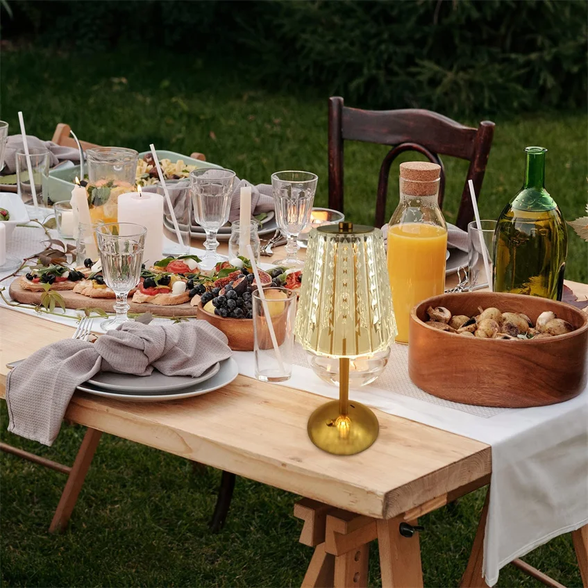 Nordic Dining Golden Battery Powered Restaurant Lamp