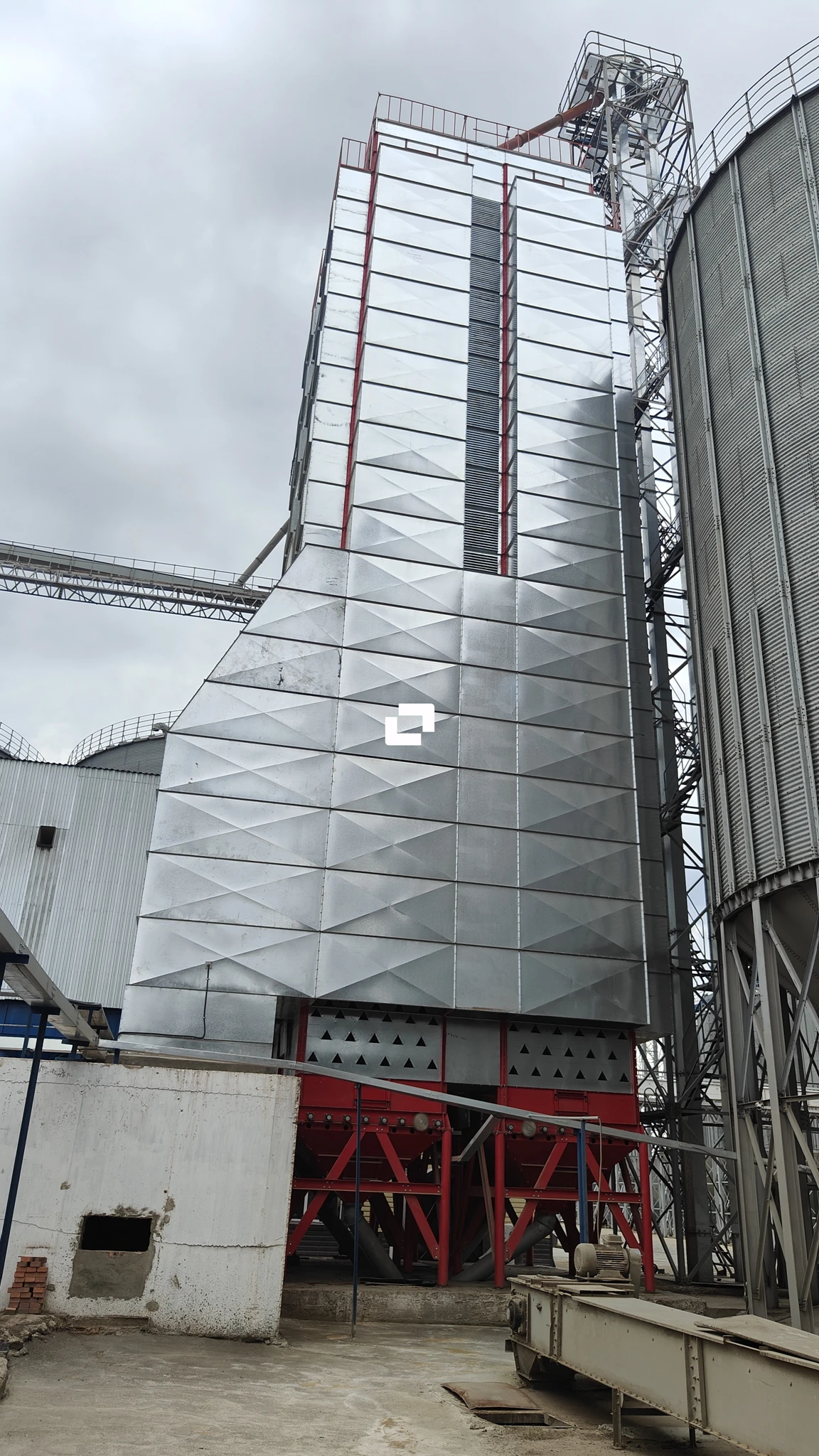 Portable rice Corn Paddy Rice Grain drying machine tower with Core Components or single