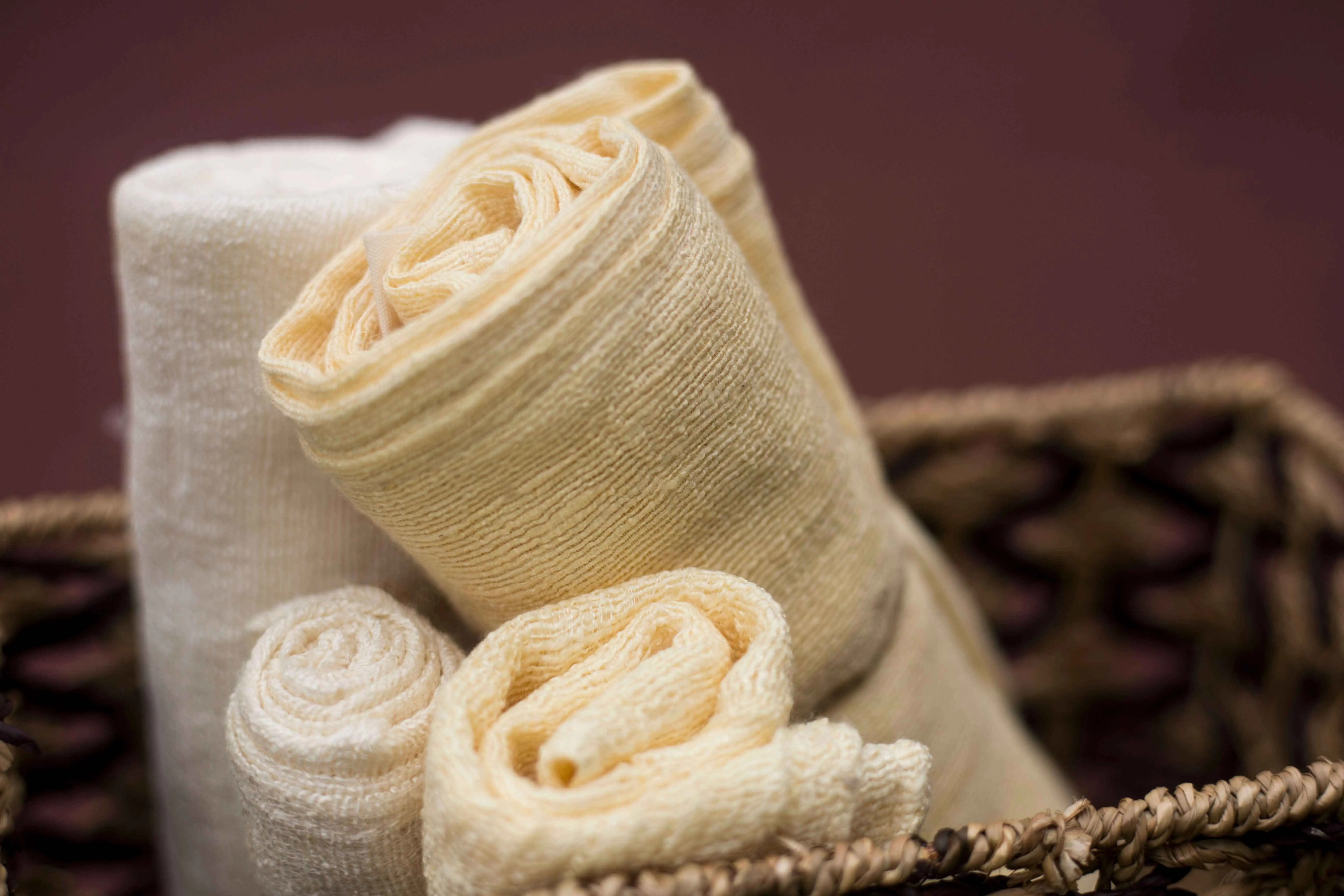Face towels made from natural silk | 100% silk | Soft and gentle | Do not get nold when washing