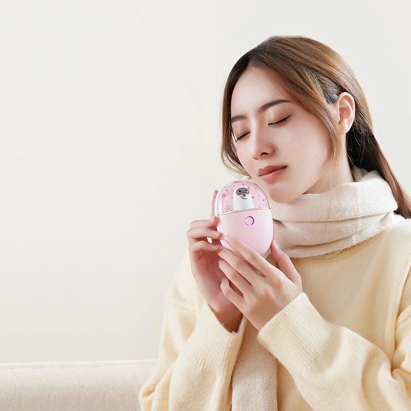 Mini Rechargeable 5200 mah Best Promotional Gift Mobile Heart Hand Warmer Power Bank