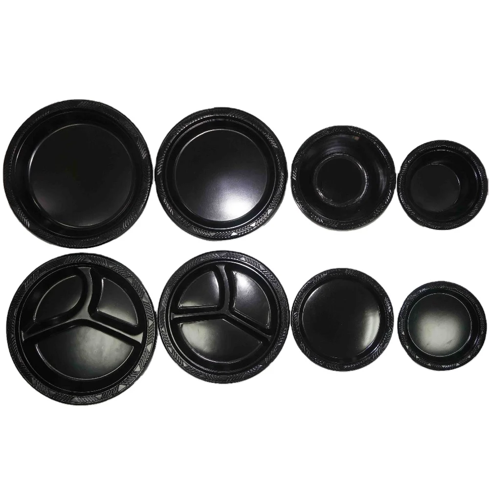 Одноразовые черные термоформованные пластиковые тарелки и пластиковые чаши