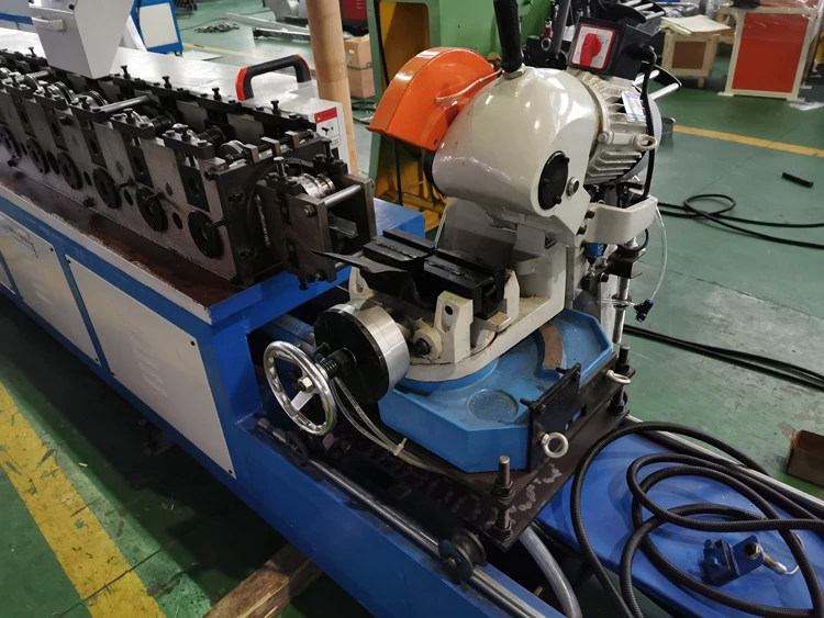 Fast delivery Tdc flange roll forming machine