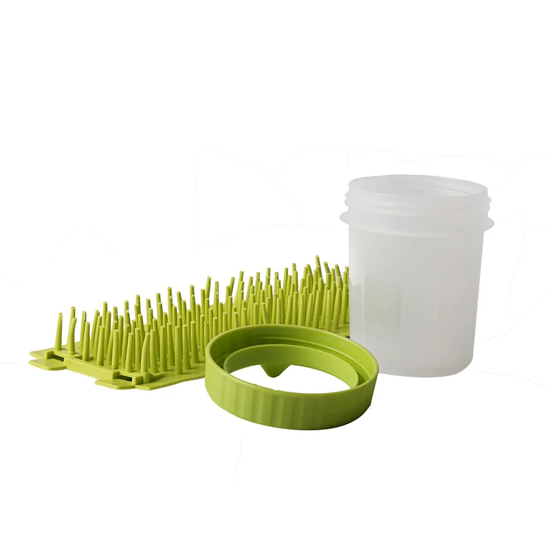 Hot Sale Durable Portable Silicone Pet Washing Cup Cat Dog Foot Washer Cleaner Pet Paw Washer