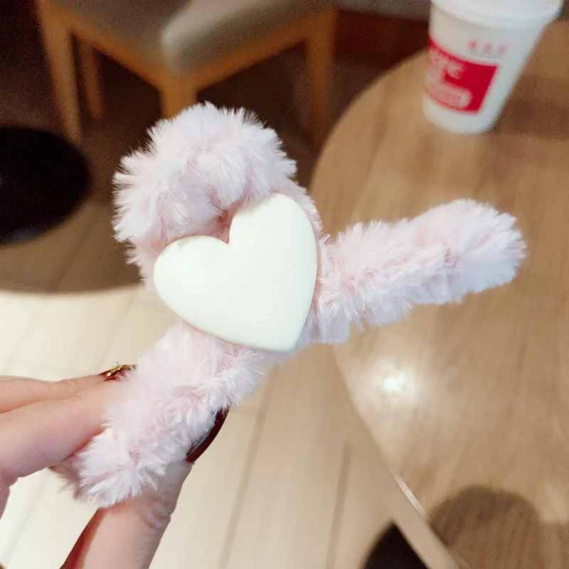 Manufacturer Wholesale Plush Hair Claw Clip Large Size Shark Clips Hair Claw For Women