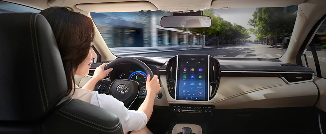2023 подержанные автомобили 2024 Toyota Corolla Cross Hyrid