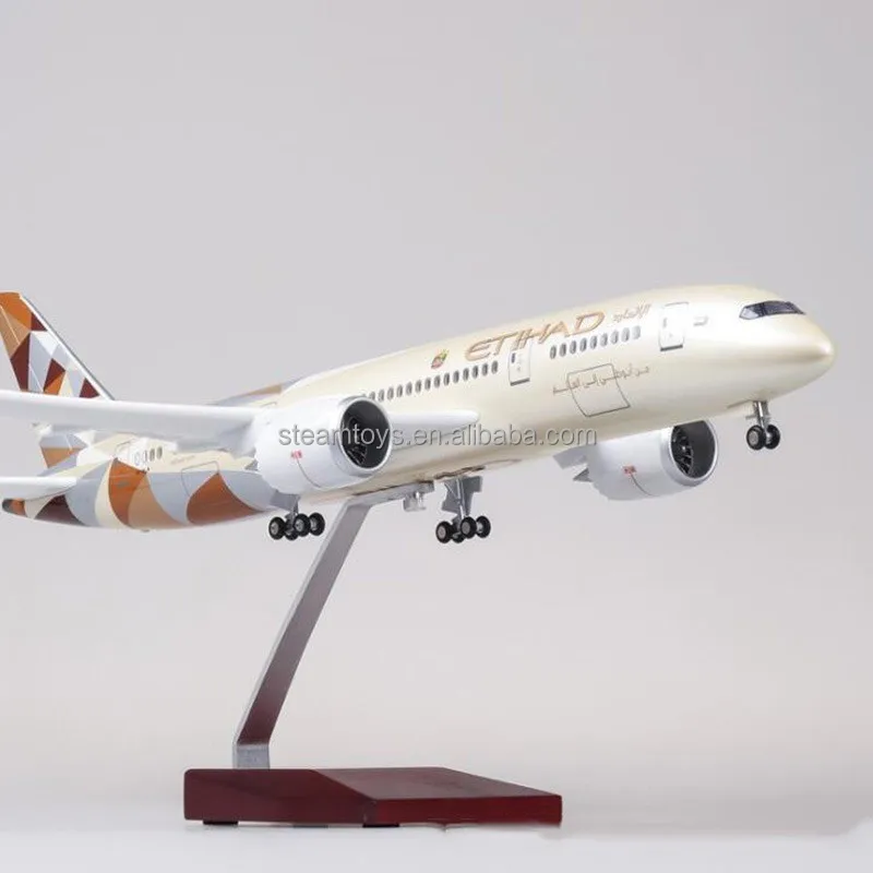 30CM Metal Airplane Model Etihad Airways Boeing A380 Diecast 1/250 Aircraft Models for Collections and Display Pilot Gift